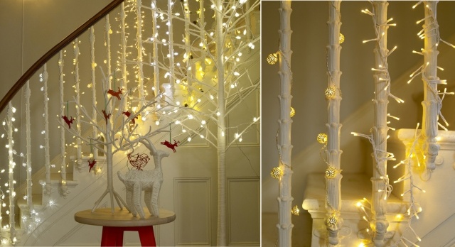 guirlandes-lumineuses-Noël-escalier-cerf-blanc-décoratif guirlandes lumineuses