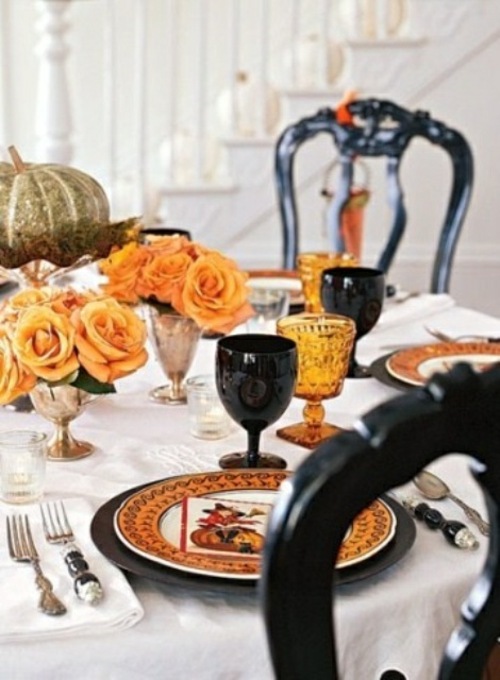 halloween deco mariage chaise noire ornee orange