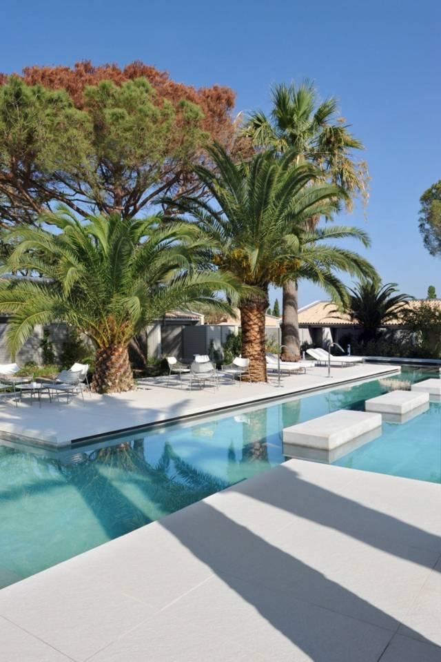 hôtel Sezz Saint Tropez piscine centrale