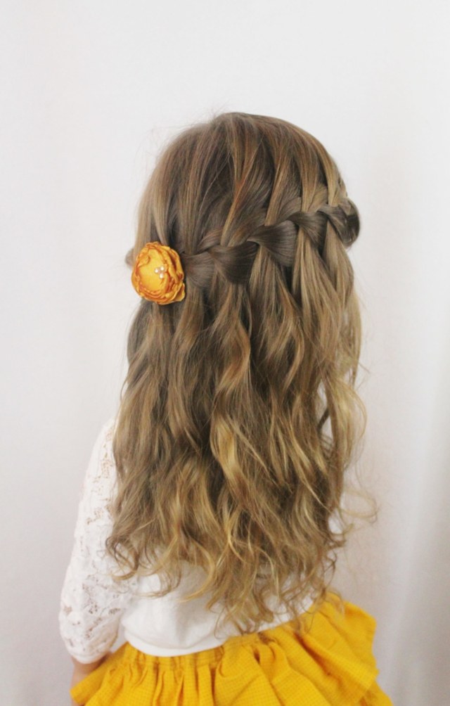 idee coiffure fille boucles