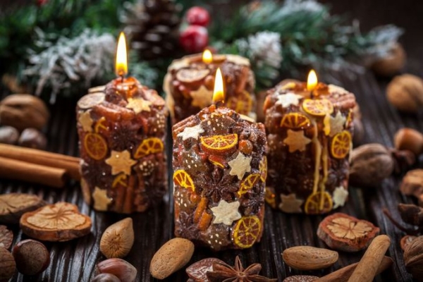 idées de déco de Noël bougies-parfumées-agrumes