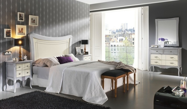 idées-déco-chambre-coucher-couleurs-naturelles-murs-tapis-gris-mobilier-blanc-tête-lit-blanche-rideaux-fins idées déco chambre à coucher