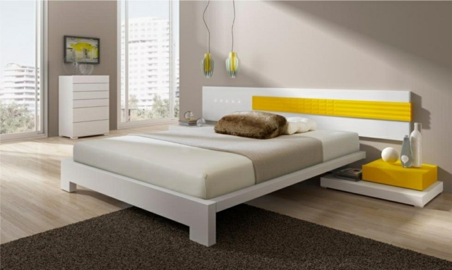 idées-déco-chambre-coucher-couleurs-naturelles-tête-lit-blanc-jaune-accents-gris-suspensions-jaunes