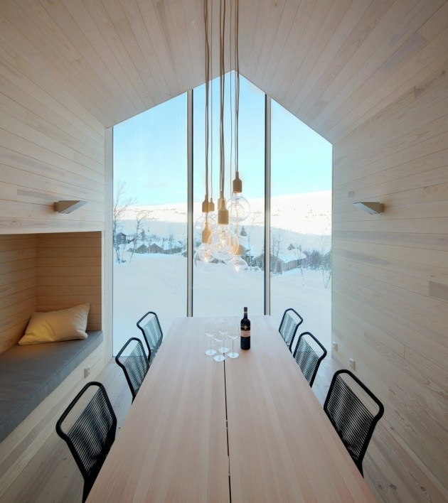 intérieur maison table bois