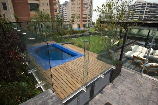 jardin avec piscine sur toit