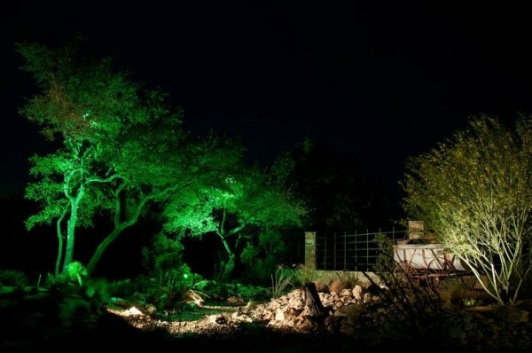 jardin original lampes eclairage