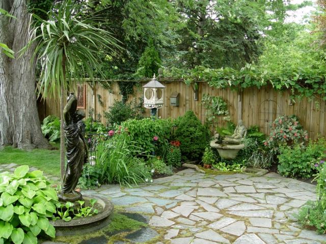 jardin statue pierre