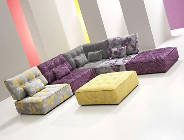 joli canapé design gris violet vert