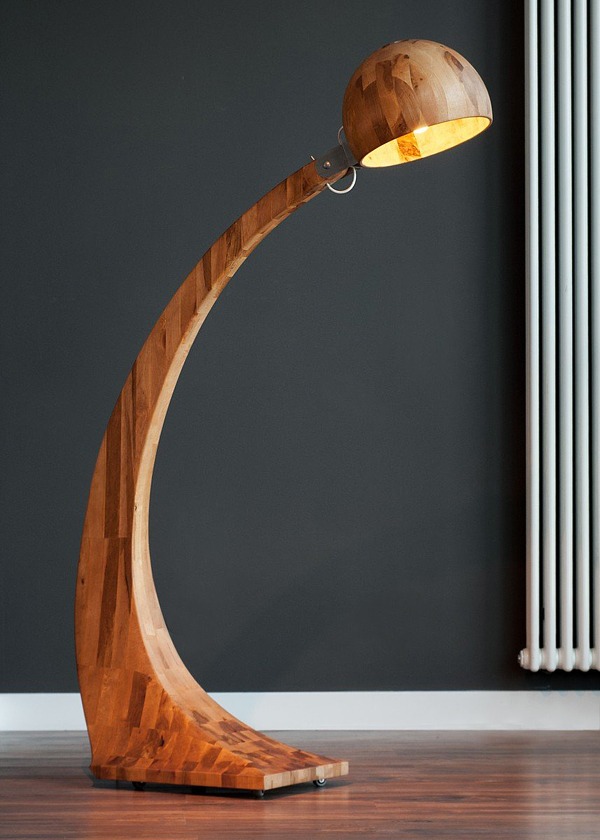 lampadaire design bois clair