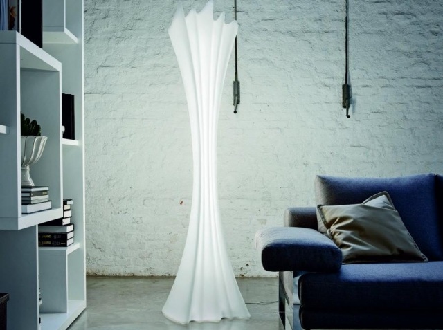 lampe-salon-design-Sipario-Cattelan-Italia-lumière-blanche-design-ultra-moderne lampe de salon