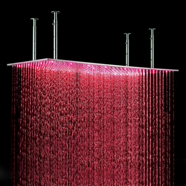 luminaire salle de bains idée-originale-couleur-rouge-douche