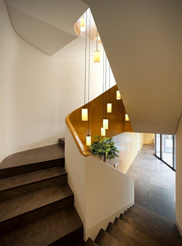 luminaires interieur escalier bois architecture moderne mophouse