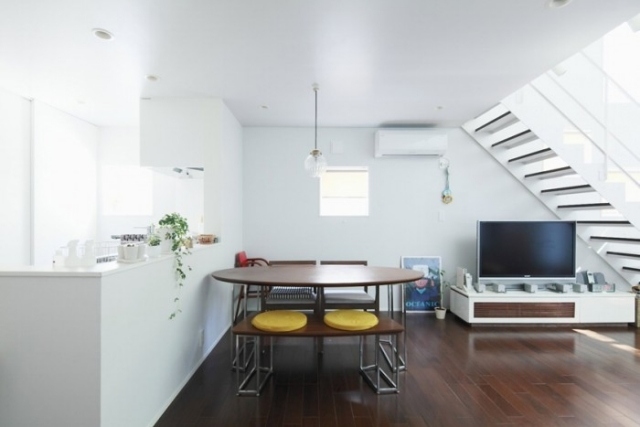 maison-blanche-style-japonais-minimaliste