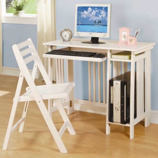 meuble-informatique-moderne-bois-clair-chaise-blanche-tablette-coulissante meuble informatique