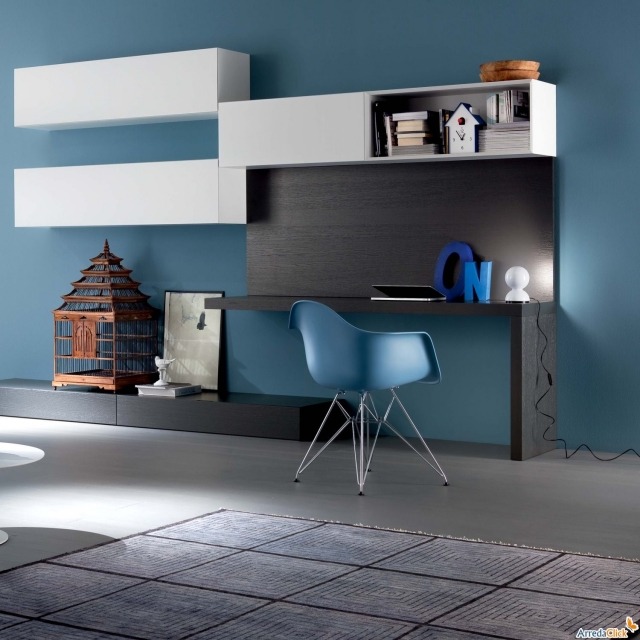 meuble-informatique-moderne-bois-sombre-modules-blancs-chaise-bleue meuble informatique