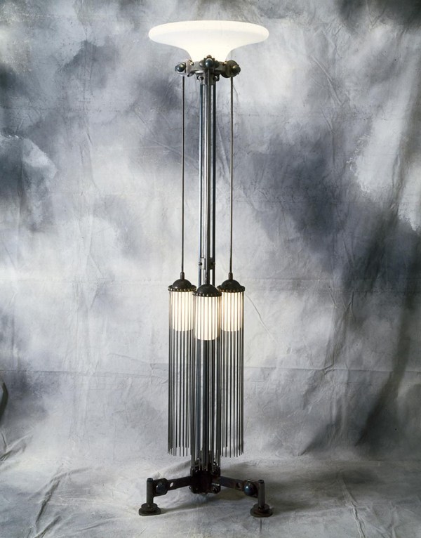 meubles design lampe metal elegante