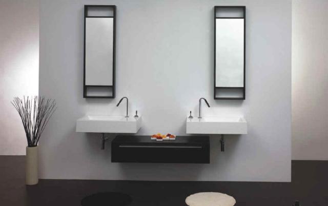 miroir-salle-de-bains-idée-originale-double-armoire