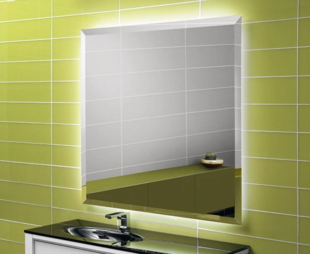 miroir-salle-de-bains-idée-originale-forme-carrée