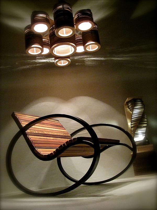  chaise à bascule bois lampe design
