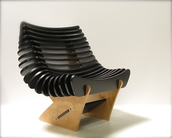 chaise bois confortable noire
