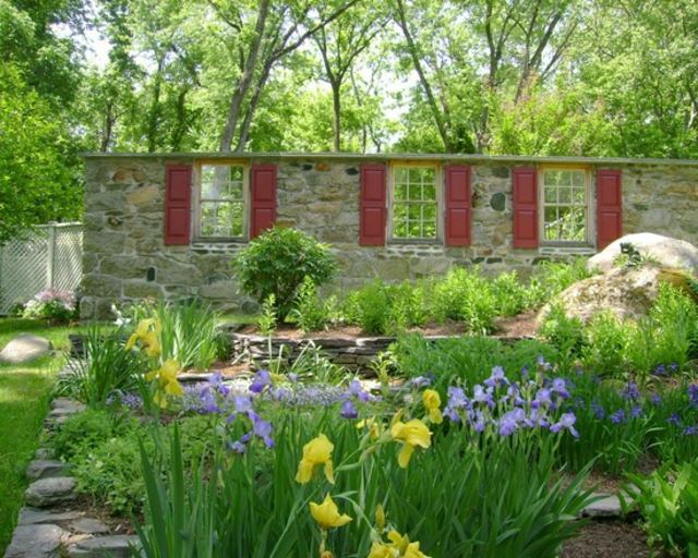 mur de jardin pierre fenetres