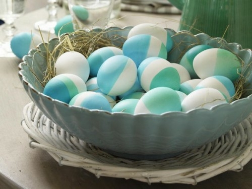 oeufs bleu blanc bol décorer table