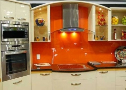 orange brillante cuisine moderne
