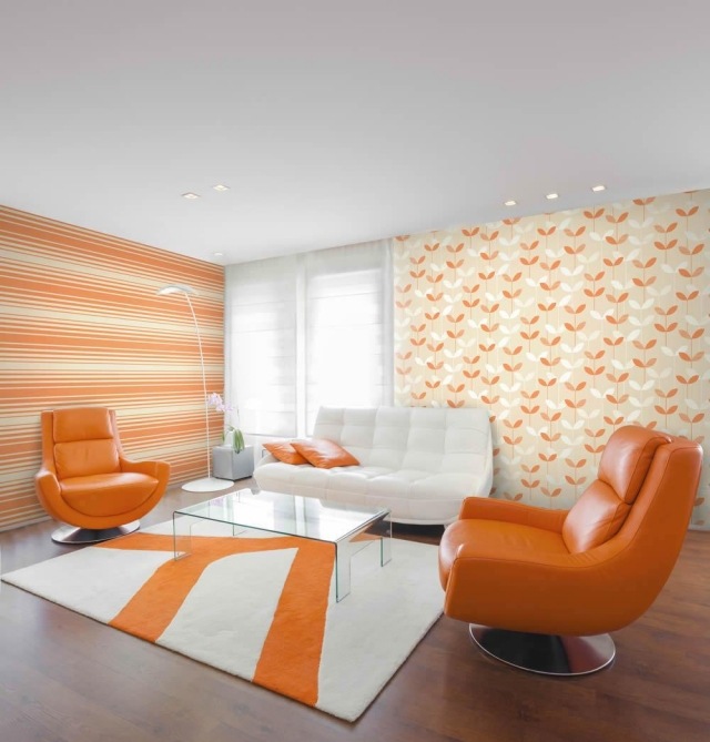 papier-peint-intissé-blanc-orange-canapé-blanc-fauteuils-orange papier peint intissé