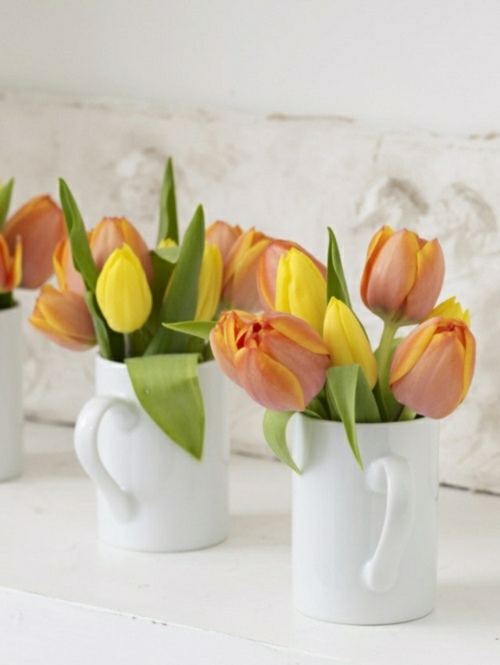 petit dejeuner tasse tulipes