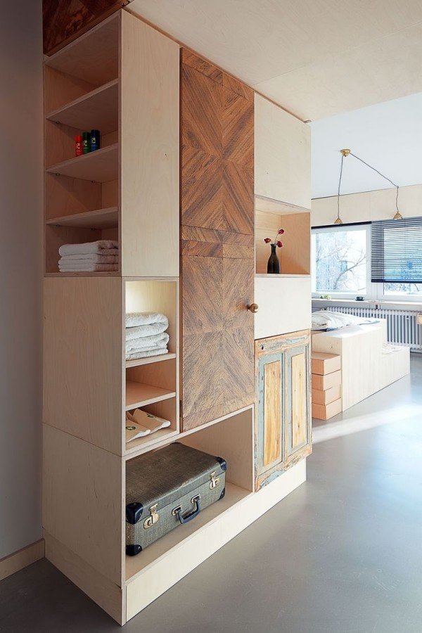 placard bois chambre à coucher design moderne