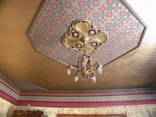 plafond vintage retro antique lustre medaillon dore