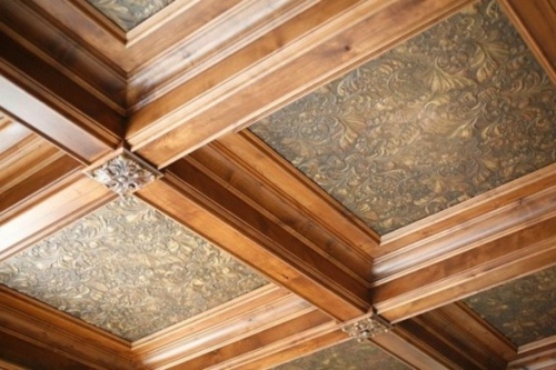 plafonds vintage retro caissons bois poutre