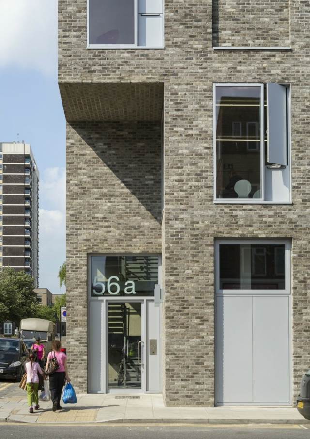 résidence architecture moderne volume lumiere ombre brique