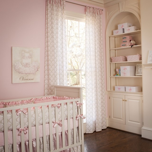 rideaux-chambre-bébé-idée-originale-fille-couleur-rose