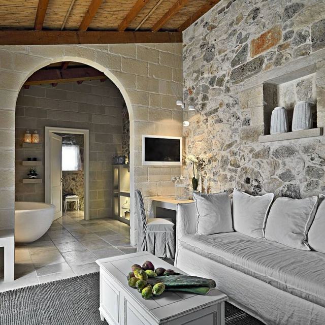 rustique ambiance hotel italie arc salle bains pierre