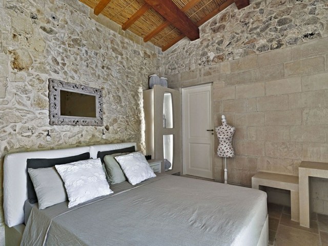 rustique ambiance hotel italie mur pierre calcaire design