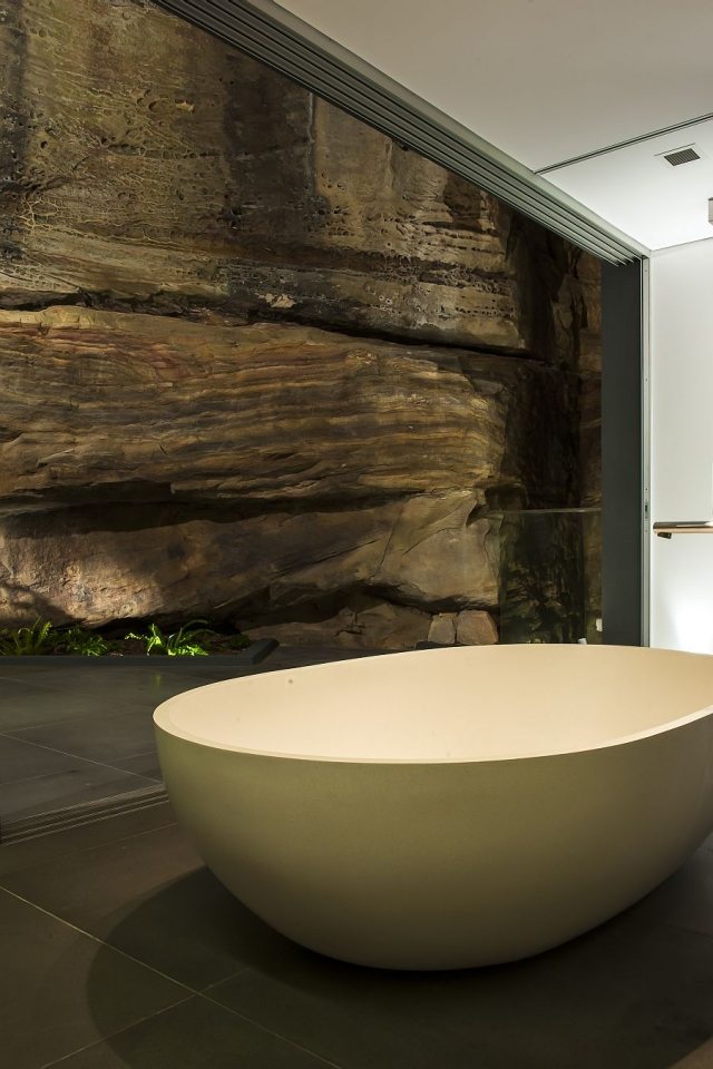 salle-bains-design-naturel-pierre-naturelle-vue salle de bains design
