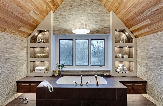 salle bains spa design niche fenetre symetrie lambris