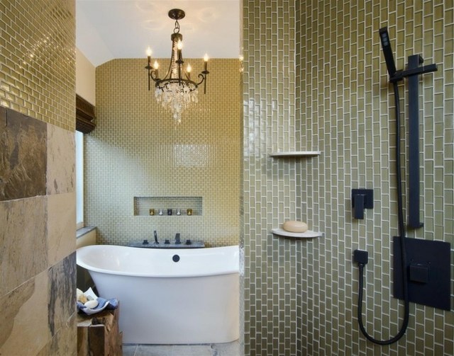 La douche à l'italienne s'inscrit bien style romantique de salle de bains 