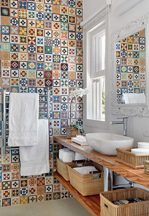 salle de bain orientale carreaux motifs