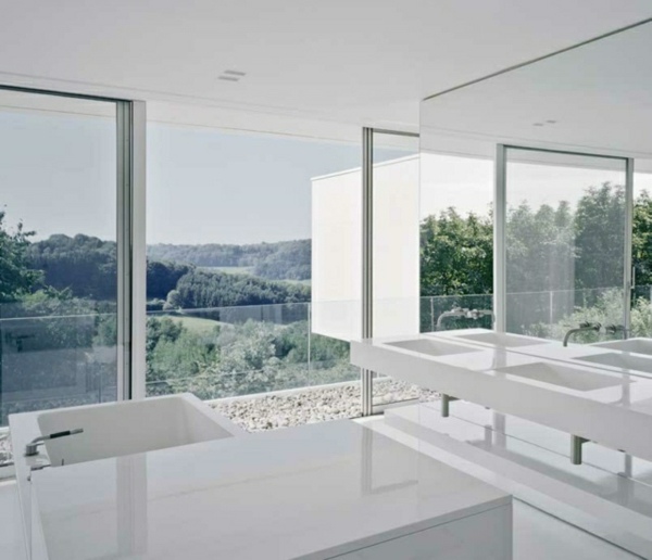 salle ouverte classe futurisme luxe moderne blanc bains vue