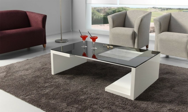table basse design formes surface angles droits blanc verre