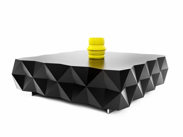 table basse design futuriste