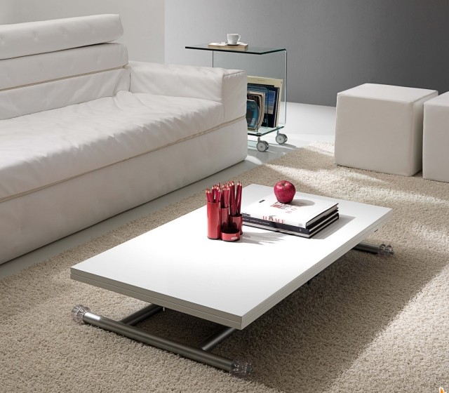 table-basse-relevable-idee-originale-forme-rectangulaire-salon