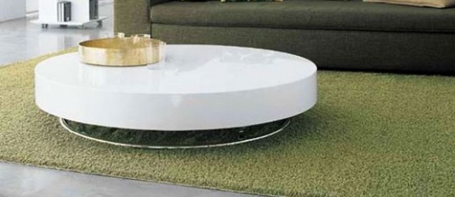 table-basse-ronde-idée-originale-table-ronde-couleur-blanche-support-acier-inoxydable
