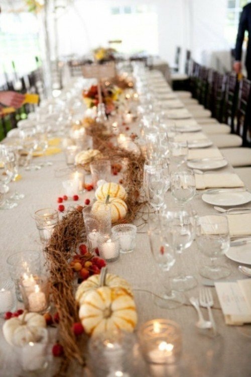 table conviviale décorée mini citrouilles