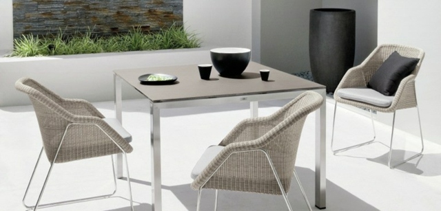 table de jardin design carré Manutti