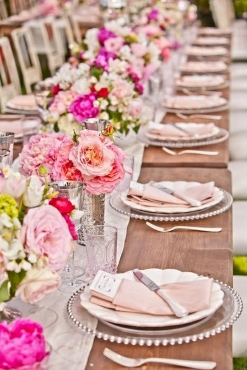 table décorée nuances rose pastel