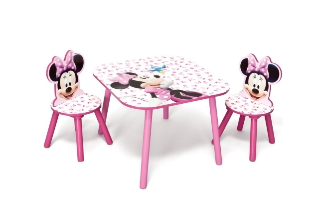 table-enfant-thème-Mickey-Mouse-forme-carrée