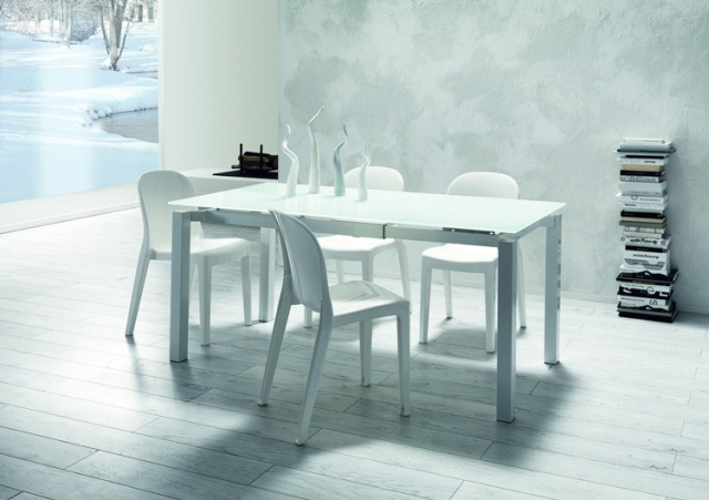 table-salle-manger-extensible-blanche-moderne-design-épuré-chaises-blanche